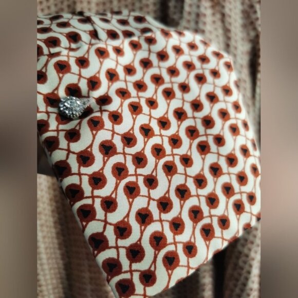 Zara Geometric Bloe size Medium Cream and red - Picture 5 of 10